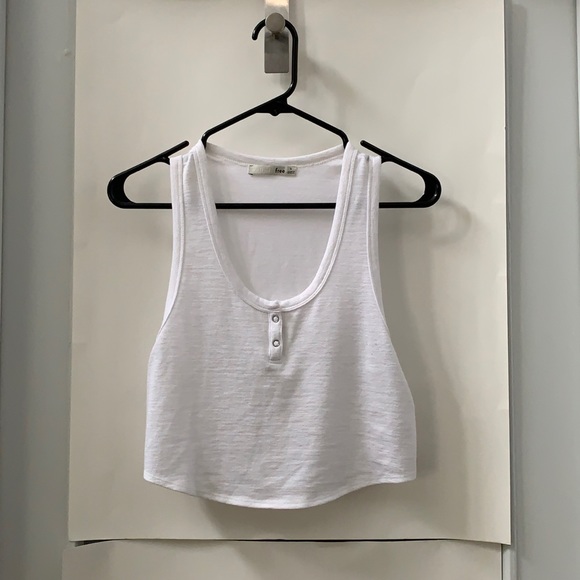Aritzia Tops - Wilfred Free Crop Tank